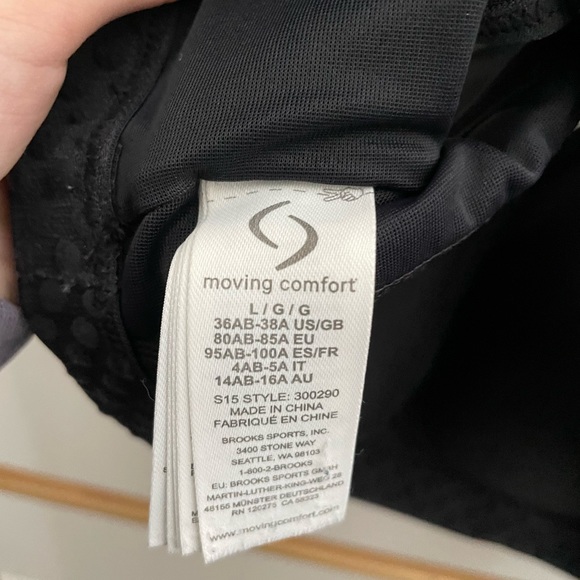 sports bra - Picture 3 of 3